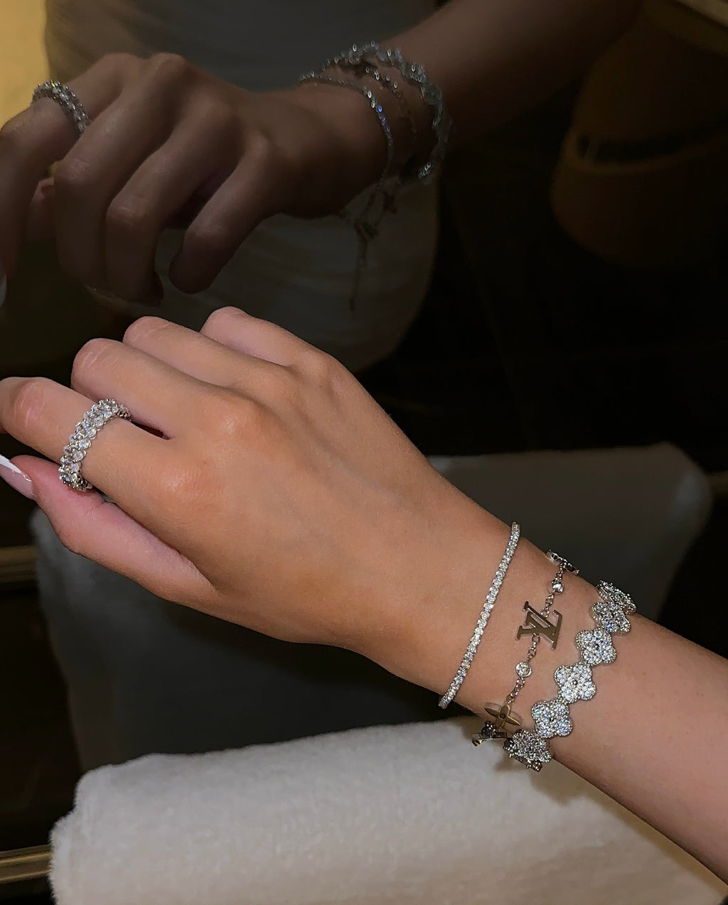 Lotté Silver | Elegant Tidlös Armband