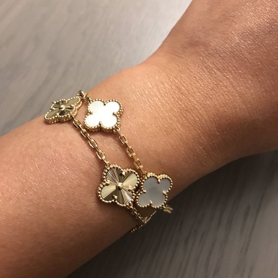Golden White | Klöverarmband