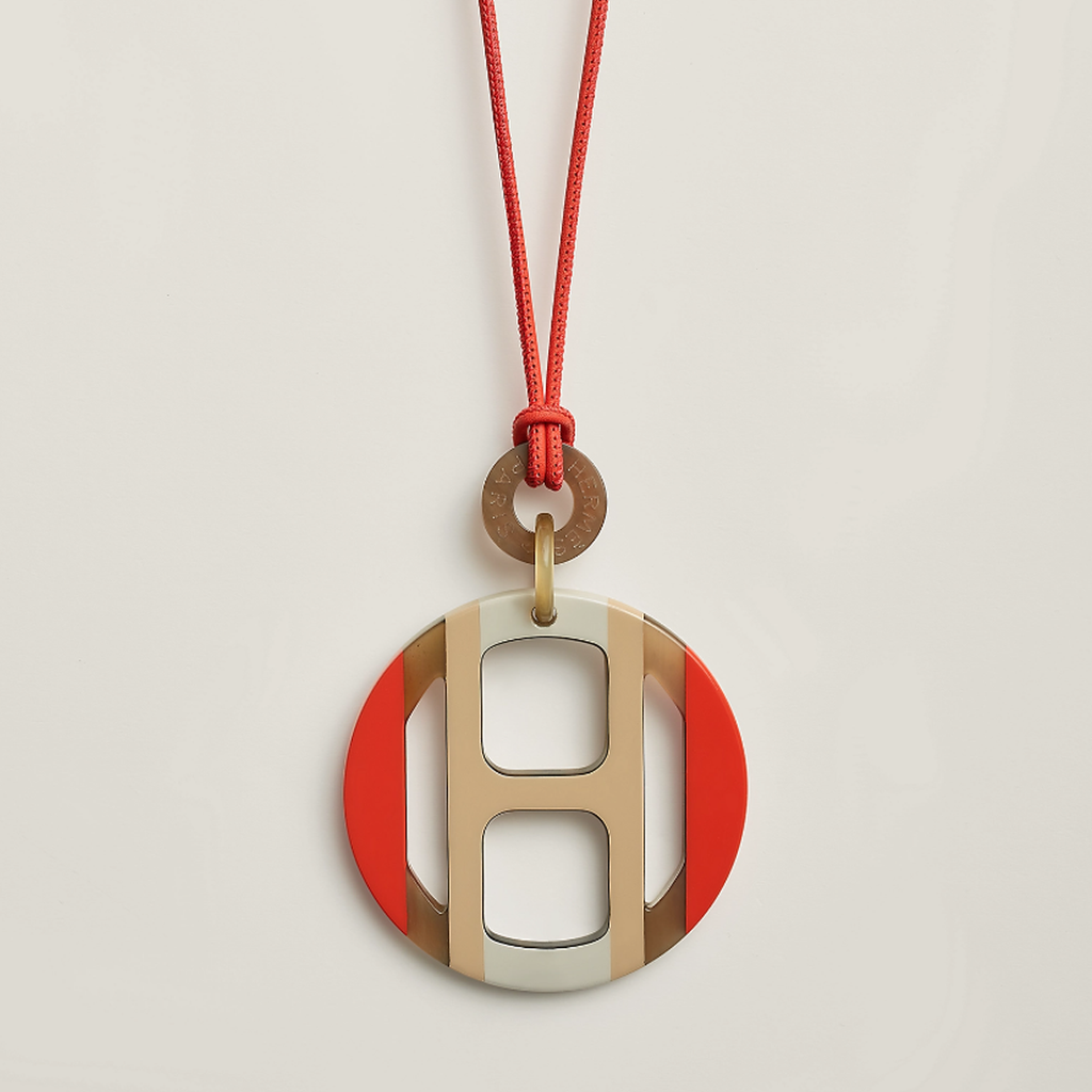 Helena Calla | Elegant Halsband i Guld